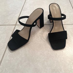 Ann Taylor Black Heeled Sandals - 9.5 - EUC